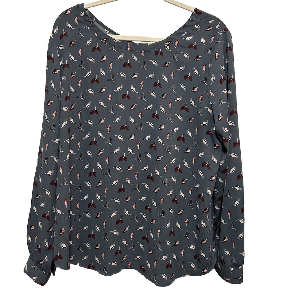 LOFT Blue Gray Leaf Print Blouse L Women's Long Sleeve Career Top Large Pullover